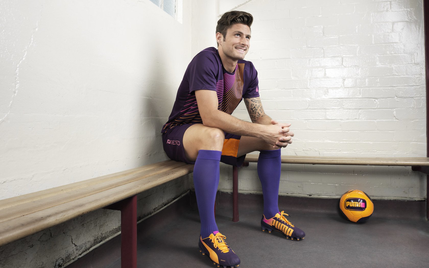 开云-乌拉圭队门将费尔南德斯在巴黎奥运会上展现出高水平的扑救能力